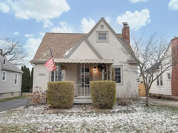 1028 Colwick Dr, Dayton, OH 45420