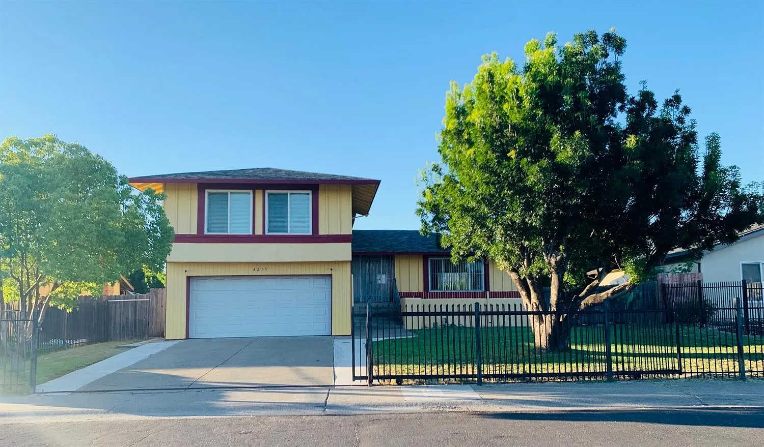 4215 Shining Star Dr photo 1