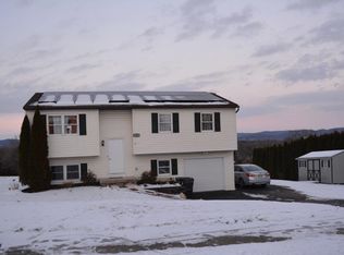 78 Carriage Cir, Oley, PA 19547