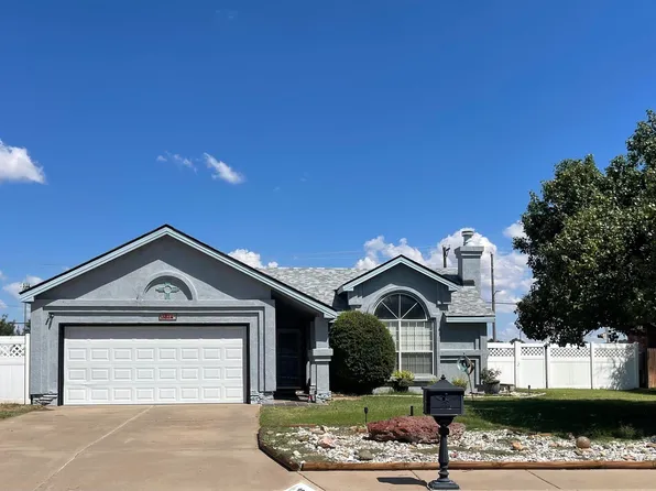 3824 Benjamin Davis Dr, Clovis, NM 88101