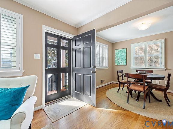 5th image of 4616 Augusta Ave