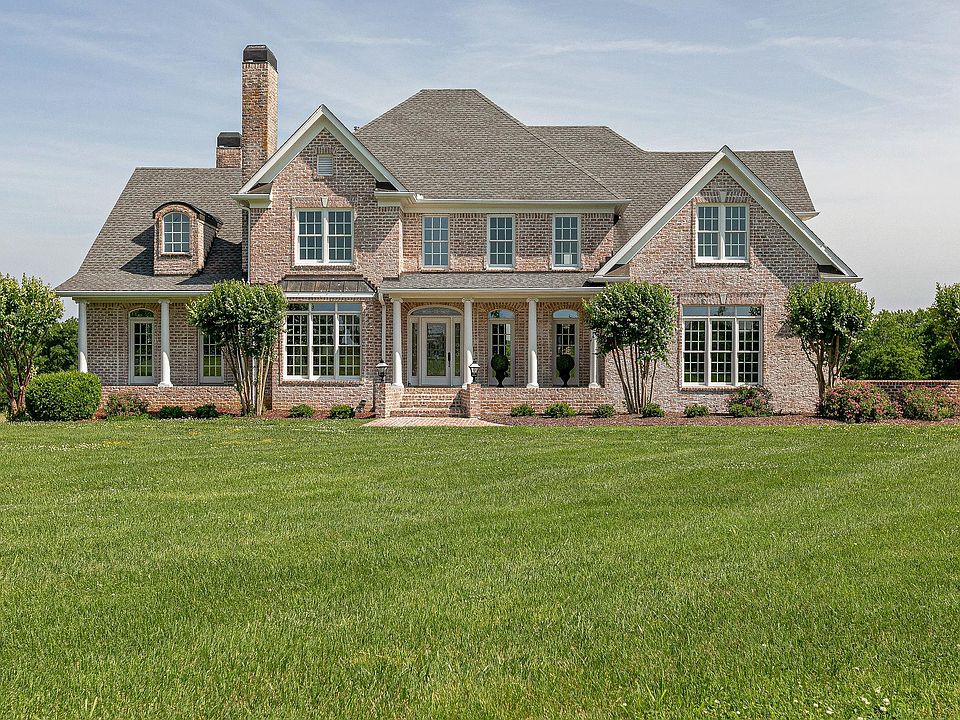 1st image of 3216 Baker Ln