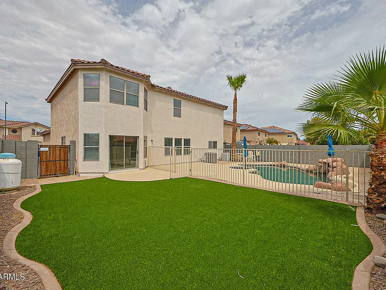 15569 W Gelding Dr — Photo 41