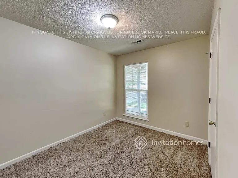 4700 Cricklewood Ln — Photo 14