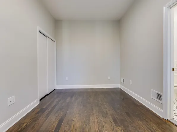 172 Mallory Avenue image 9 of 38