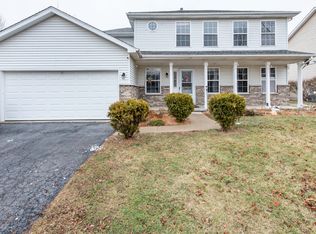 38429 N Creek Ct, Beach Park, IL 60087