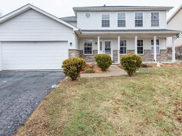 38429 N Creek Ct, Beach Park, IL 60087