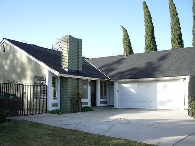 1st image of 15385 Nantes Cir