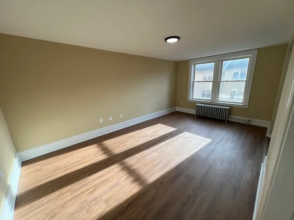 165 S Clinton St Floor 2, East Orange, NJ 07018