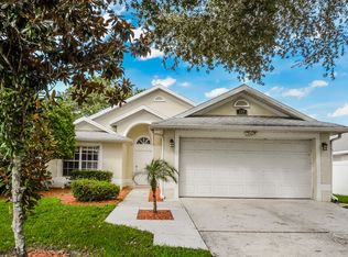 1319 Acorn Cir, Apopka, FL 32703