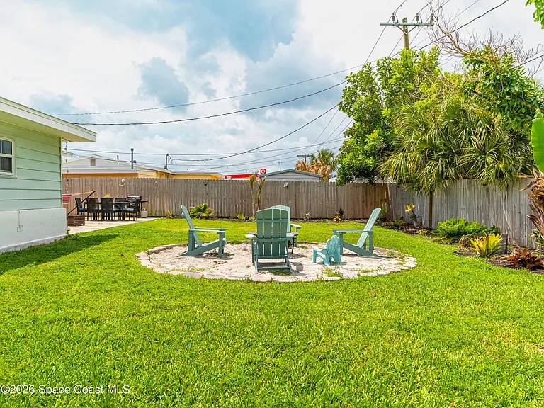 135 Melaleuca Dr — Photo 34