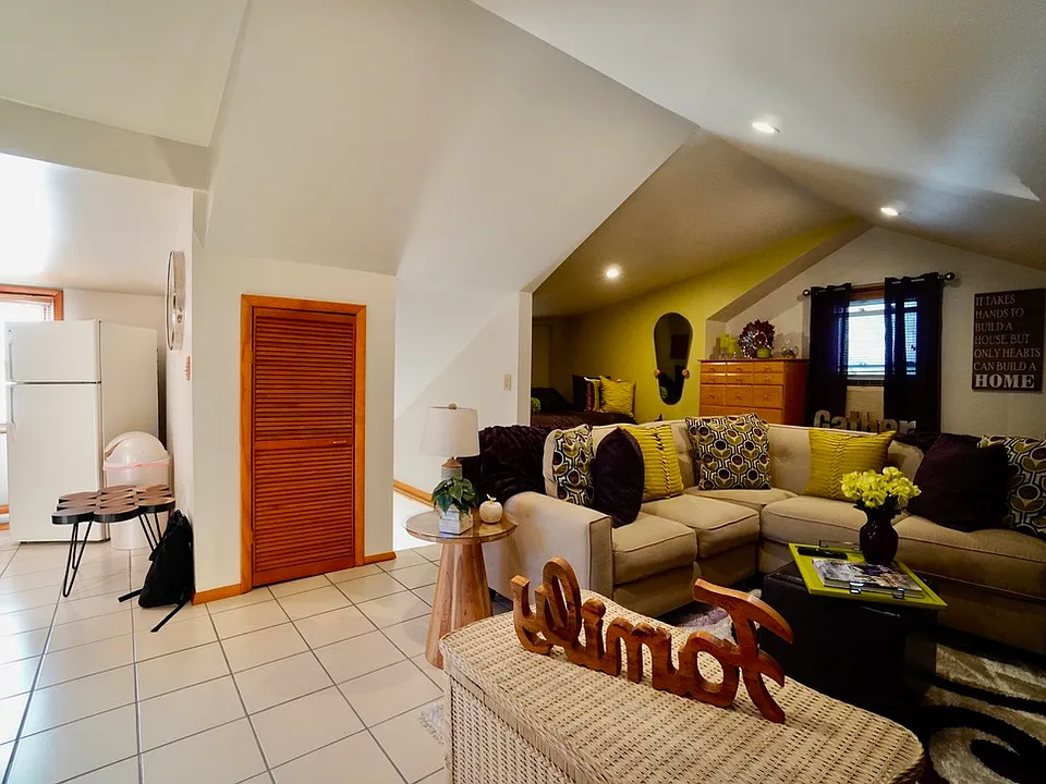 63 Tibbetts Rd #1