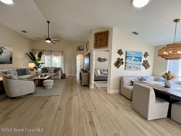 4th image of 1471 Lago Mar Dr