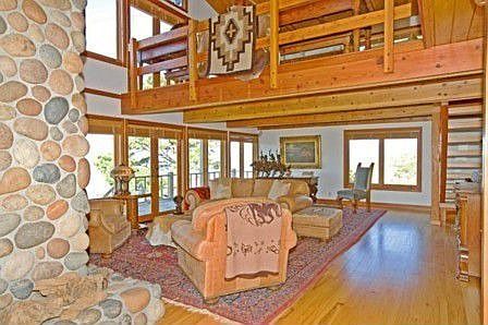 1st image of 215 Lorine Ln