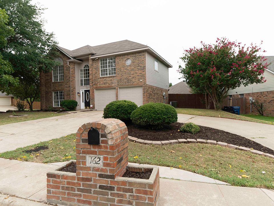 1st image of 162 Cresthaven Dr
