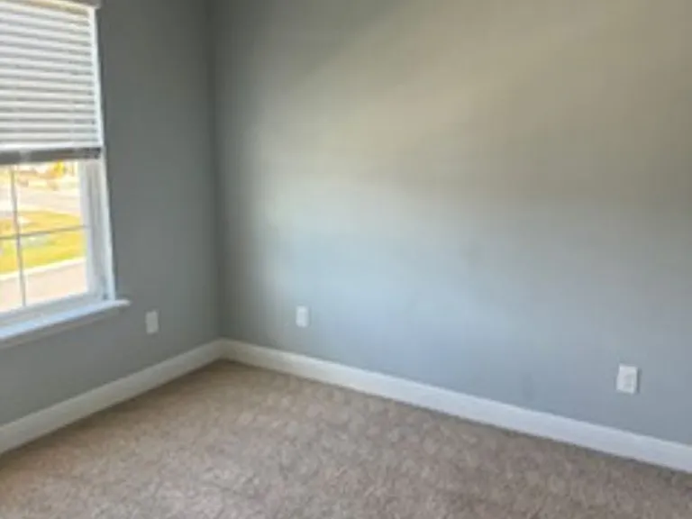 5717 SW 49th Ave — Photo 23