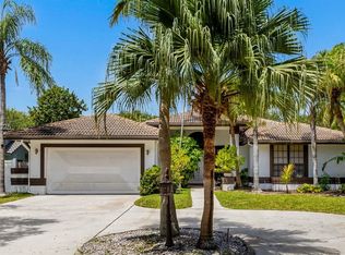1041 NW 93rd Ter, Plantation, FL 33322