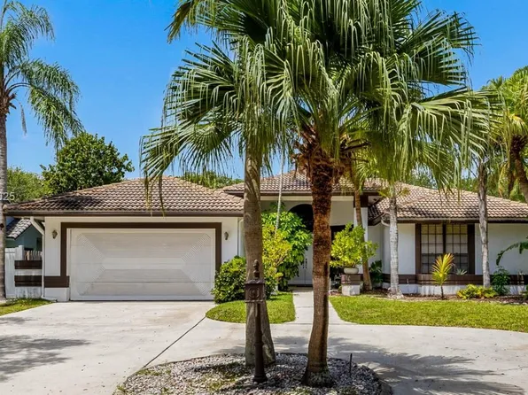 1041 NW 93rd Ter, Plantation, FL 33322