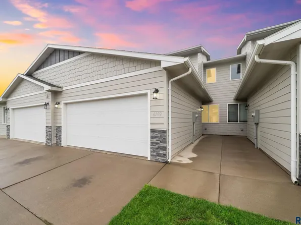 6102 S Alki Pl, Sioux Falls, SD 57108