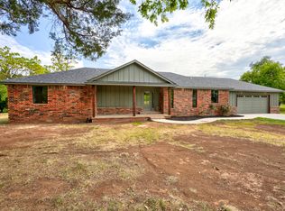 916 Meadowlark St NE, Piedmont, OK 73078