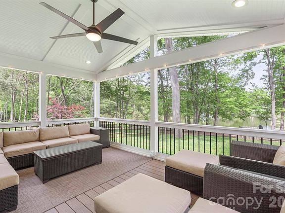 5th image of 7627 Annbick Ln