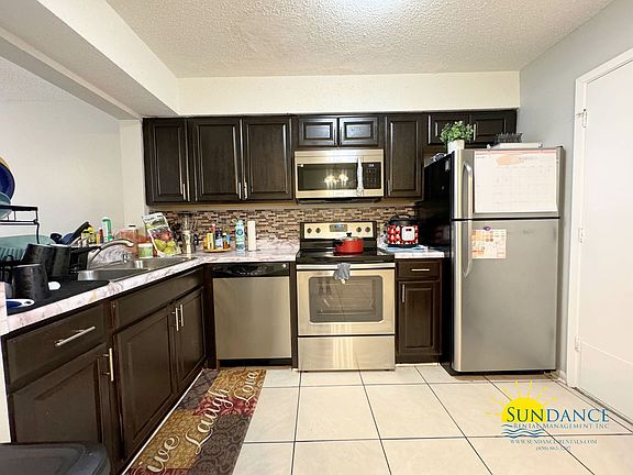 5th image of 506 Landview St Unit B