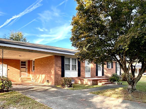 2nd image of 2616 Hill Drive Circle