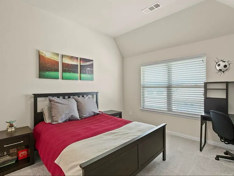 5665 Lightfoot Ln — Photo 31