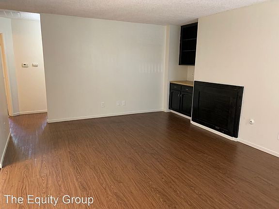3rd image of 1309 S Court St #8710499
