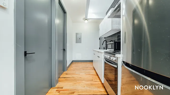 Rented by Nooklyn NYC LLC | media 4