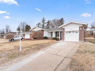 4429 Papal Dr, Florissant, MO