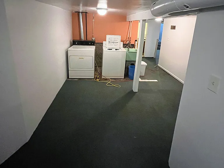 Laundry Washer and Dryer