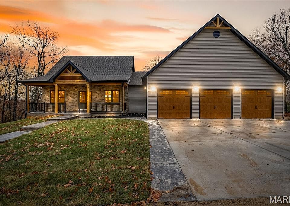 1st image of 431 Darcie Dr