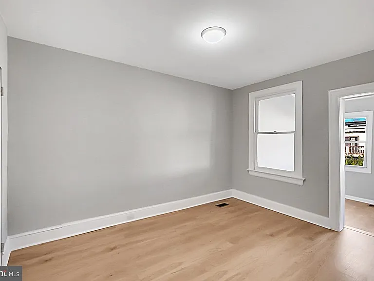 727 Otis Pl NW — Photo 22