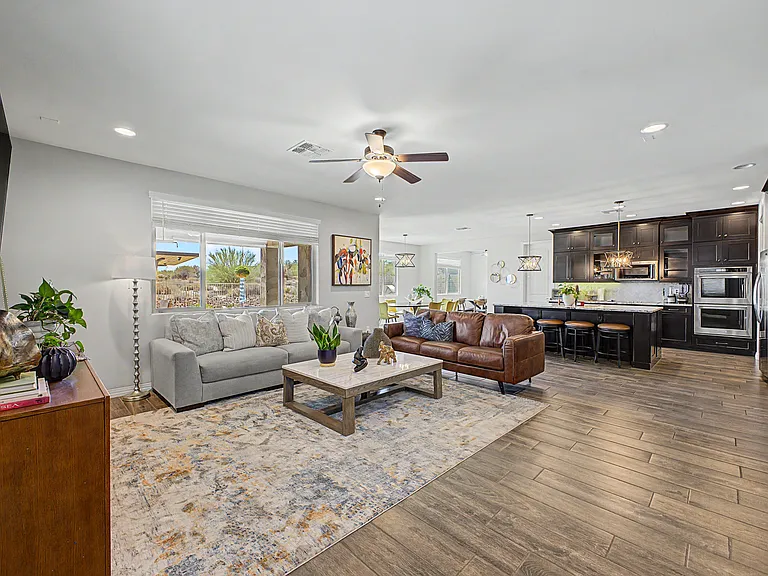 11961 N Silver Village Pl — Photo 10