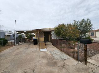 210 Mohawk Dr, Henderson, NV 89015