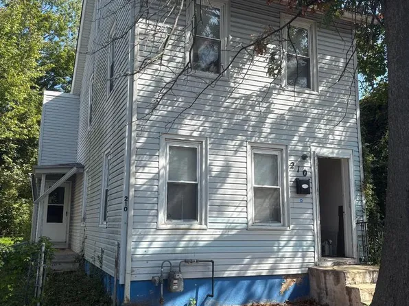 210 Wesley St, Salem, NJ 08079