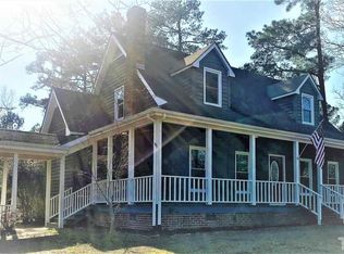 403 Womble Dr, Lillington, NC 27546