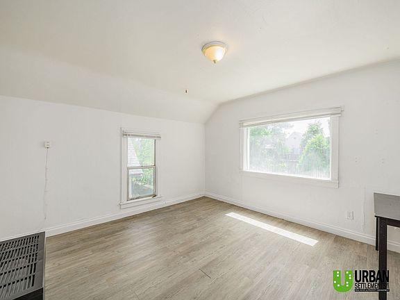 4th image of 2018 W College Ave #3