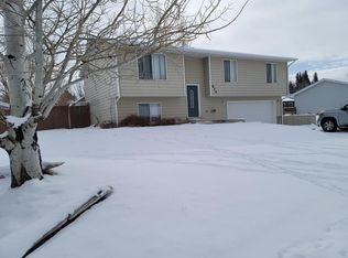 920 Elm Ave, Cody, WY 82414