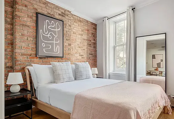 Rented by REAL New York | media 2