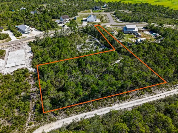 263 Ridgecrest Pkwy, Eastpoint, FL 32328