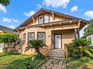 2006 31st St, Galveston, TX 77550