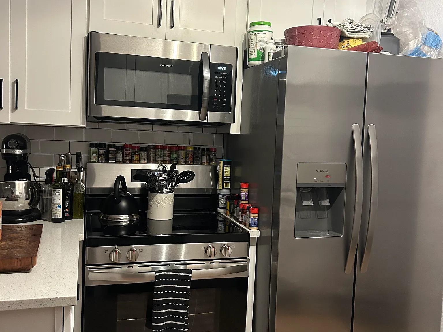 4 bed, 1098 sqft, $2,600 — Photo 3
