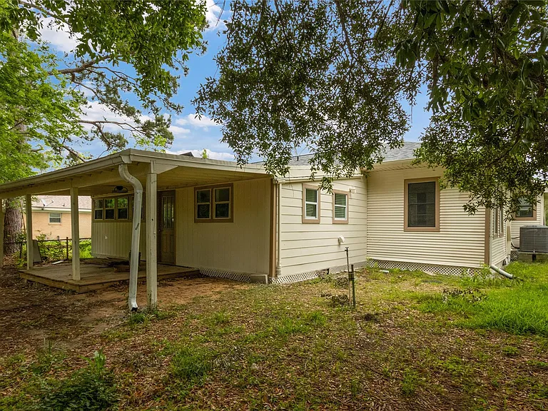 5110 FM 1765 — Photo 7
