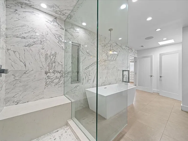 1455 S Castello Ave — Photo 32