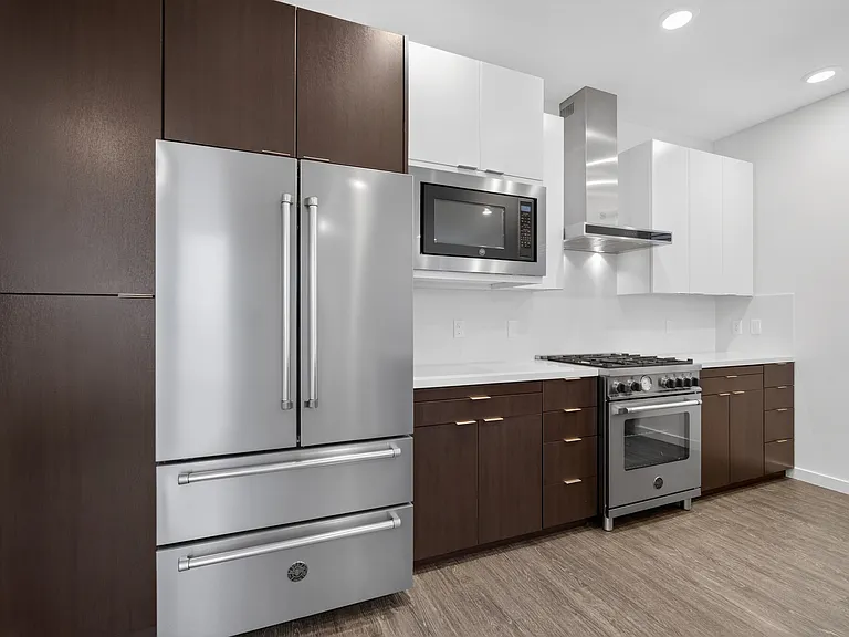 1850 El Camino Real — Photo 8