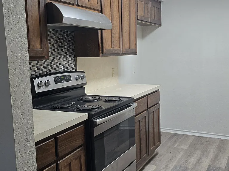 Kitchen # 6424