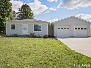5130 Pettis Ave NE, Belmont, MI 49306