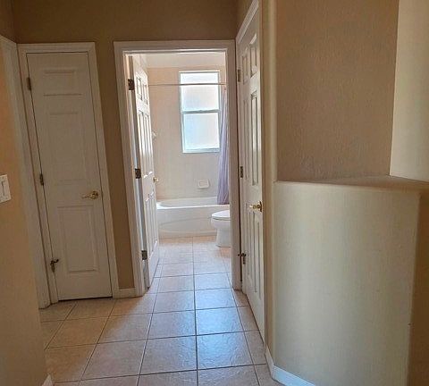 4th image of 2267 Bainmar Dr